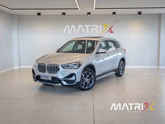 BMW X1 2.0 16V TURBO ACTIVEFLEX SDRIVE20I X-LINE 4P AUTOMÁTICO BMW X1 2.0 16V TURBO ACTIVEFLEX SDRIVE20I X-LINE 4P AUTOMÁTICO